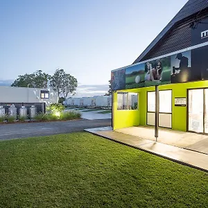 ** Motel Mycow Australia